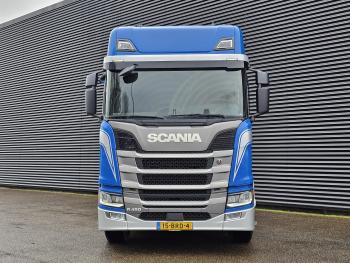 R450 4x2 / RETARDER / HYDRAULIC / PARKING COOLER